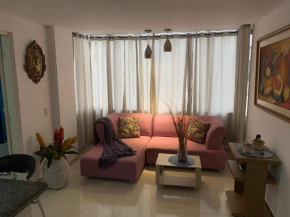 APARTAMENTO CERCA A LA PLAYA Y CENTRO HISTÓRICO